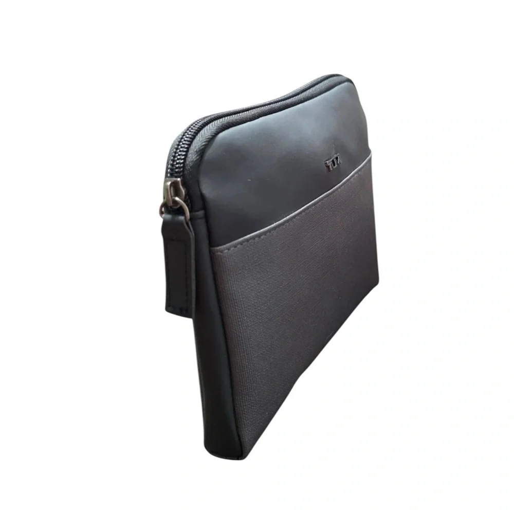 TUMI for Delta Black Travel Amenity Bag Case Zipper Pouch Organizer 8x6